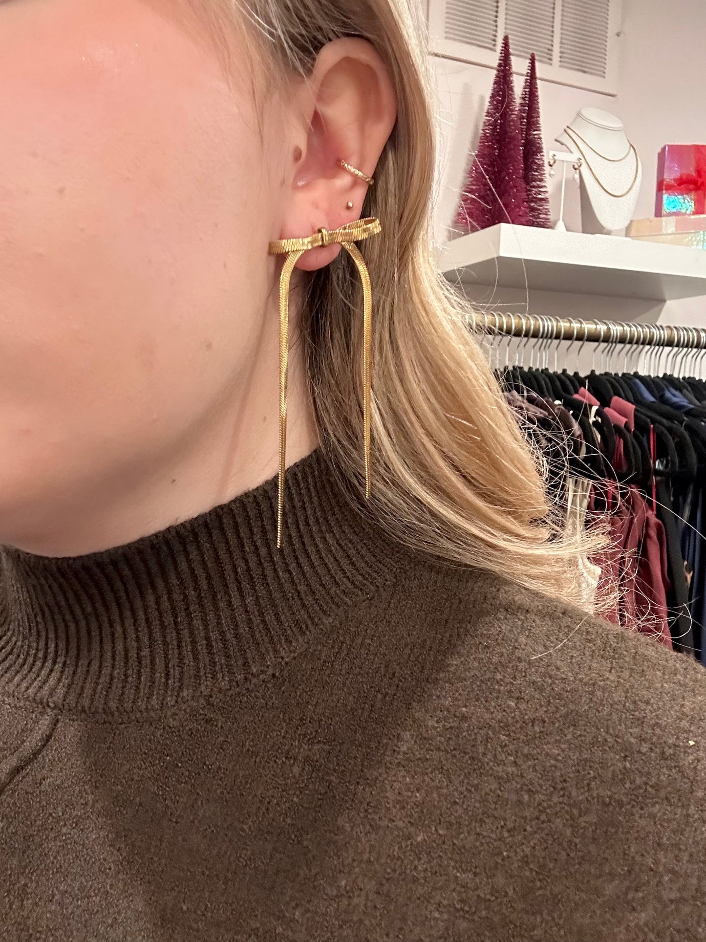 Bow Chain Earrings