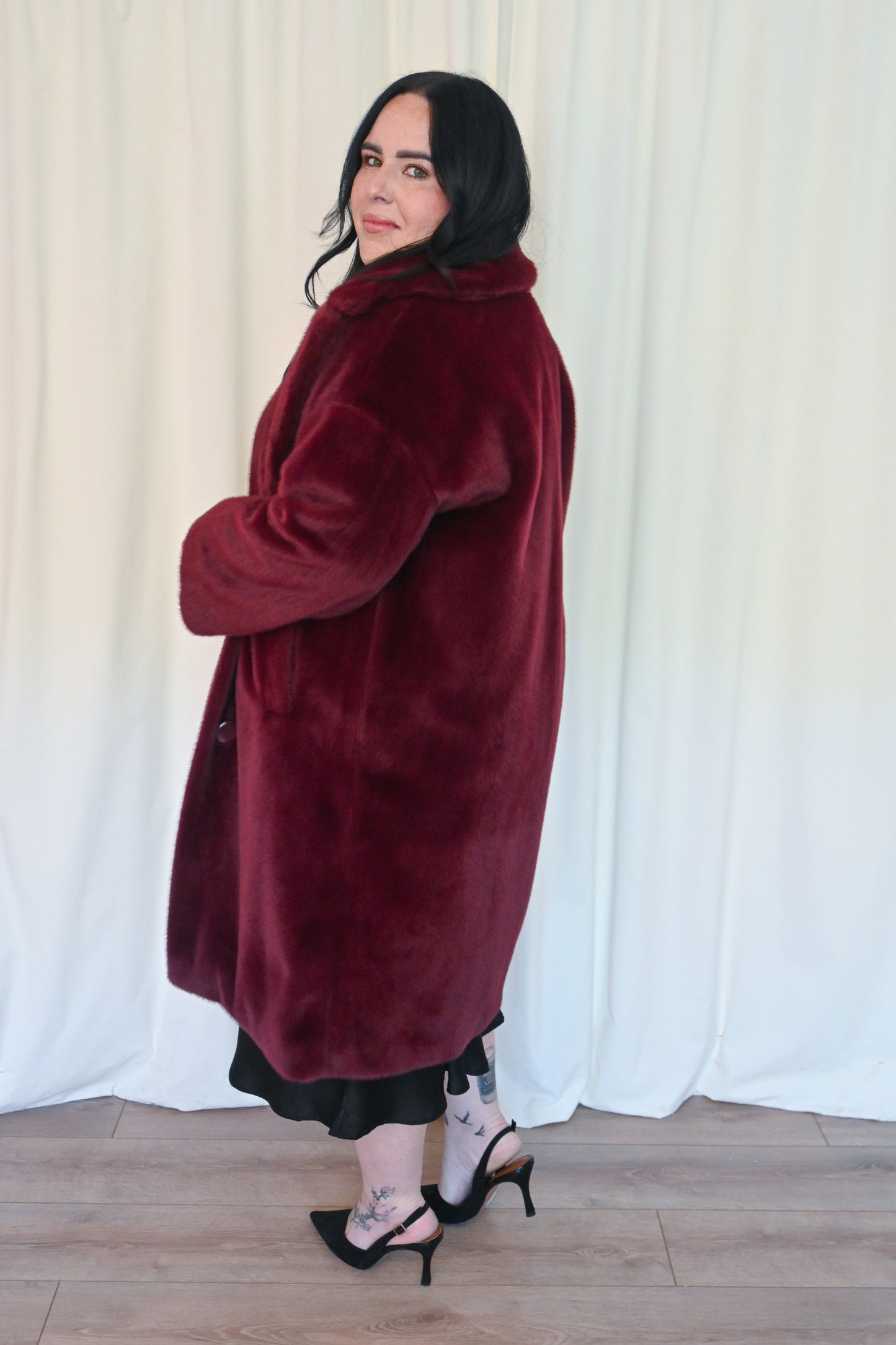 Wine Faux Fur Coat (S-XXL)
