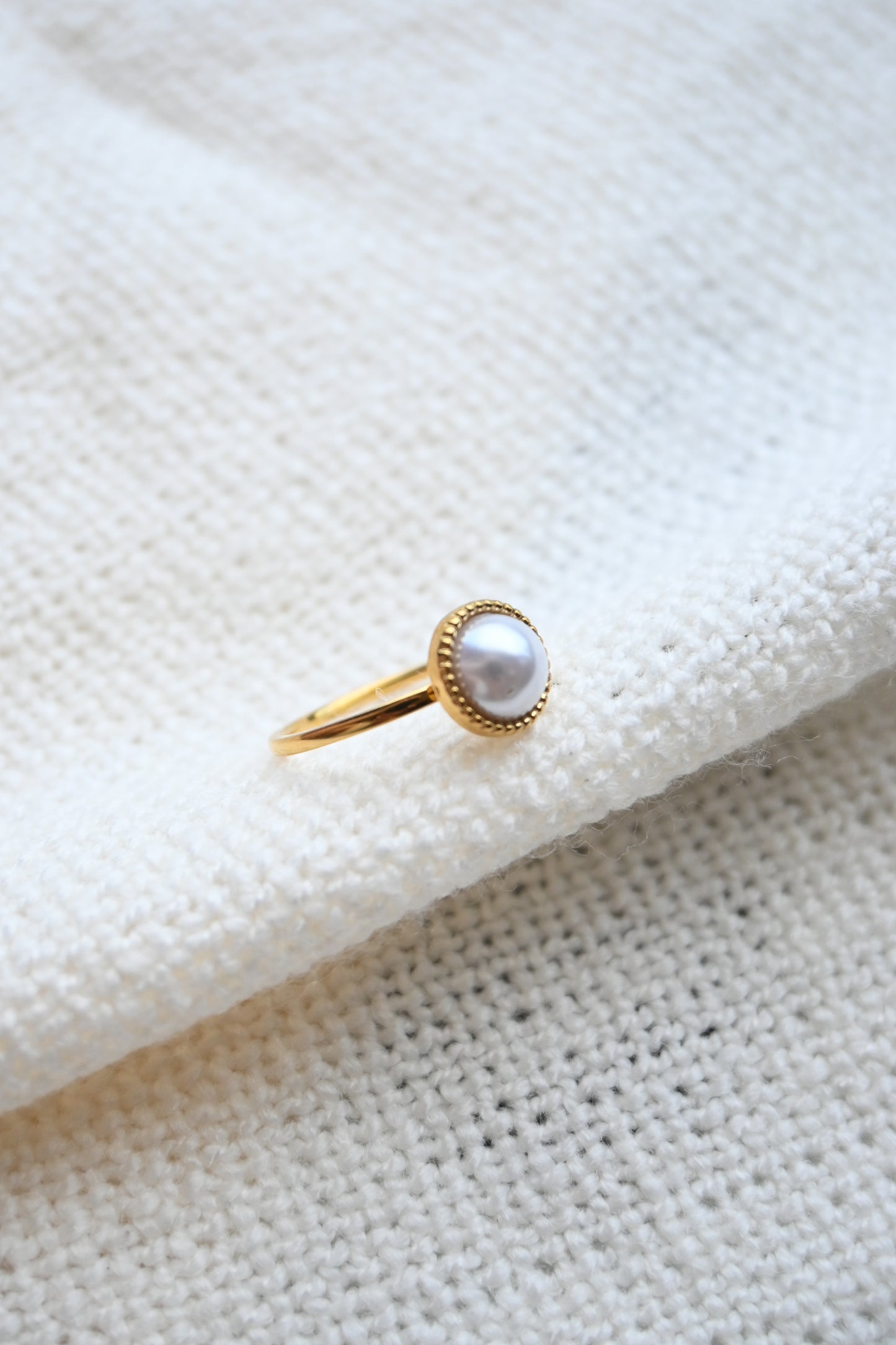 Raised Pearl Ring