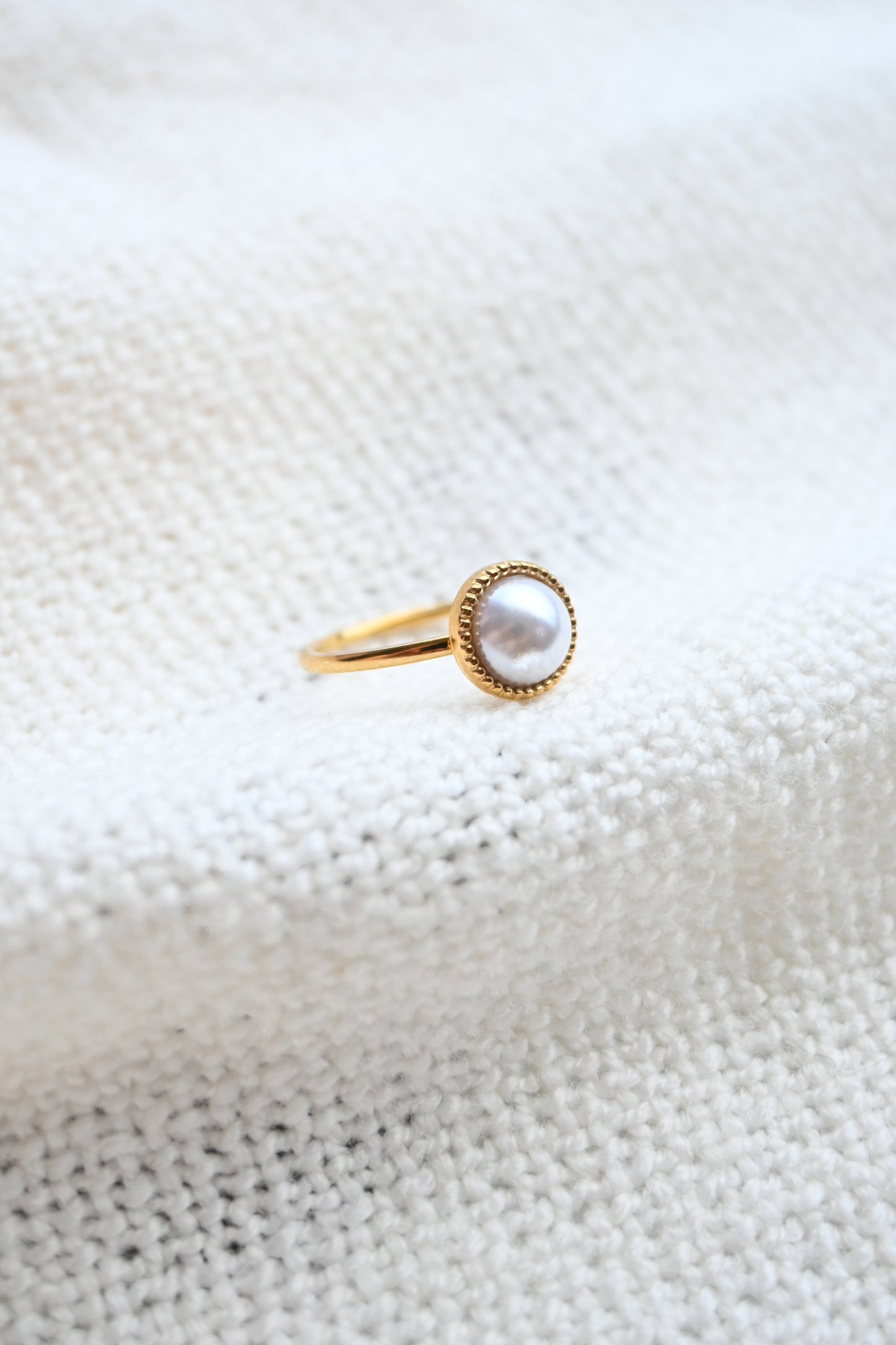 Raised Pearl Ring