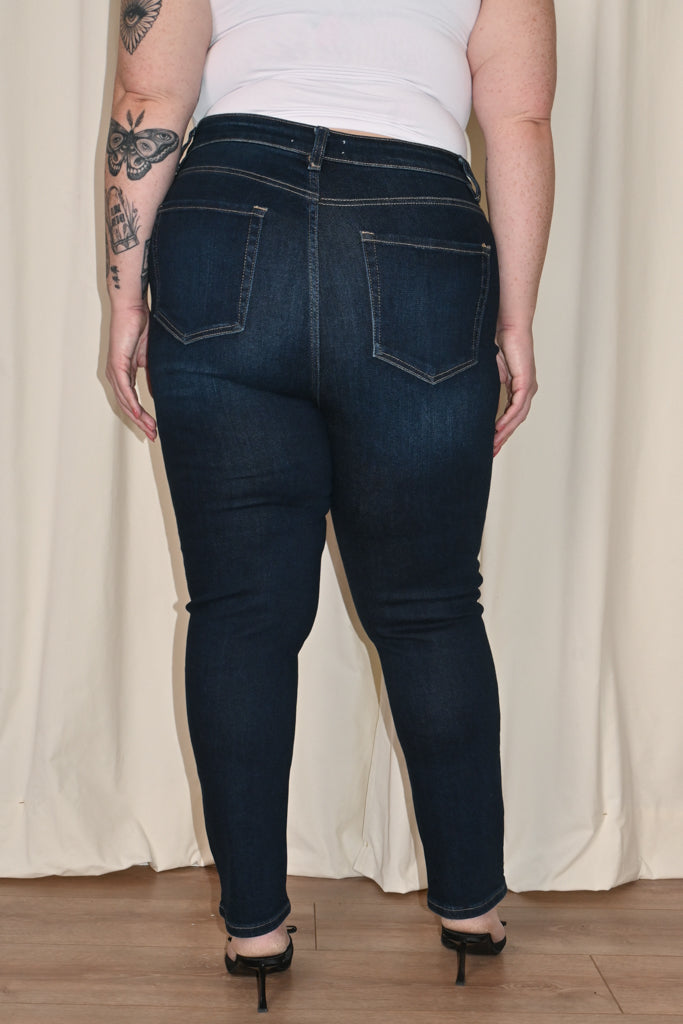 Jeanne Slim Straight (1-24W)