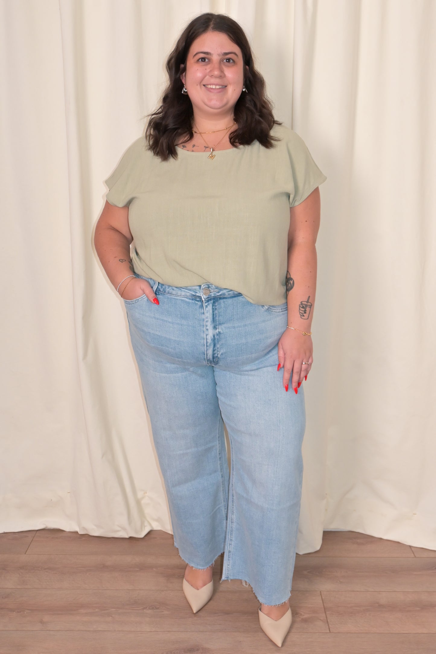 CURVE Linen Tee (2 colors)