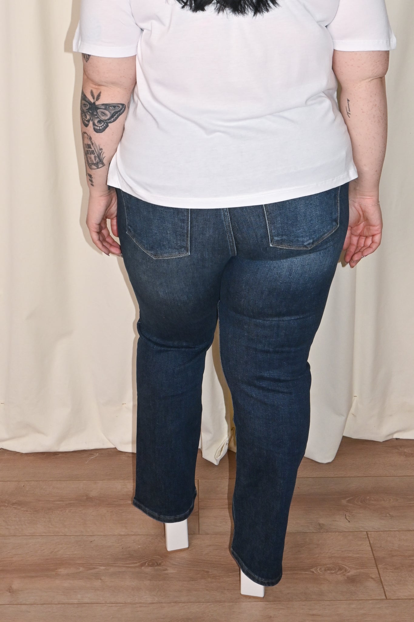 Kylie Slim Straight Jeans (0-3X)