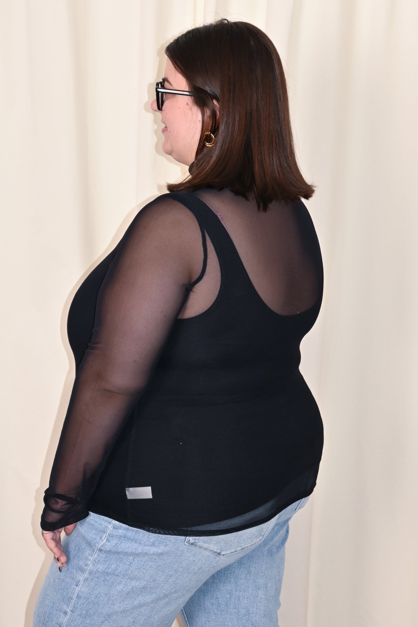 CURVE Mesh Mock Neck Top