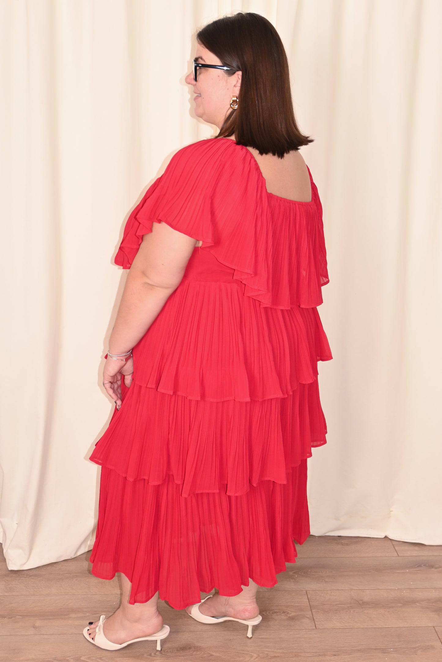 CURVE Pleated OTS Midi Dress (2 Colors)