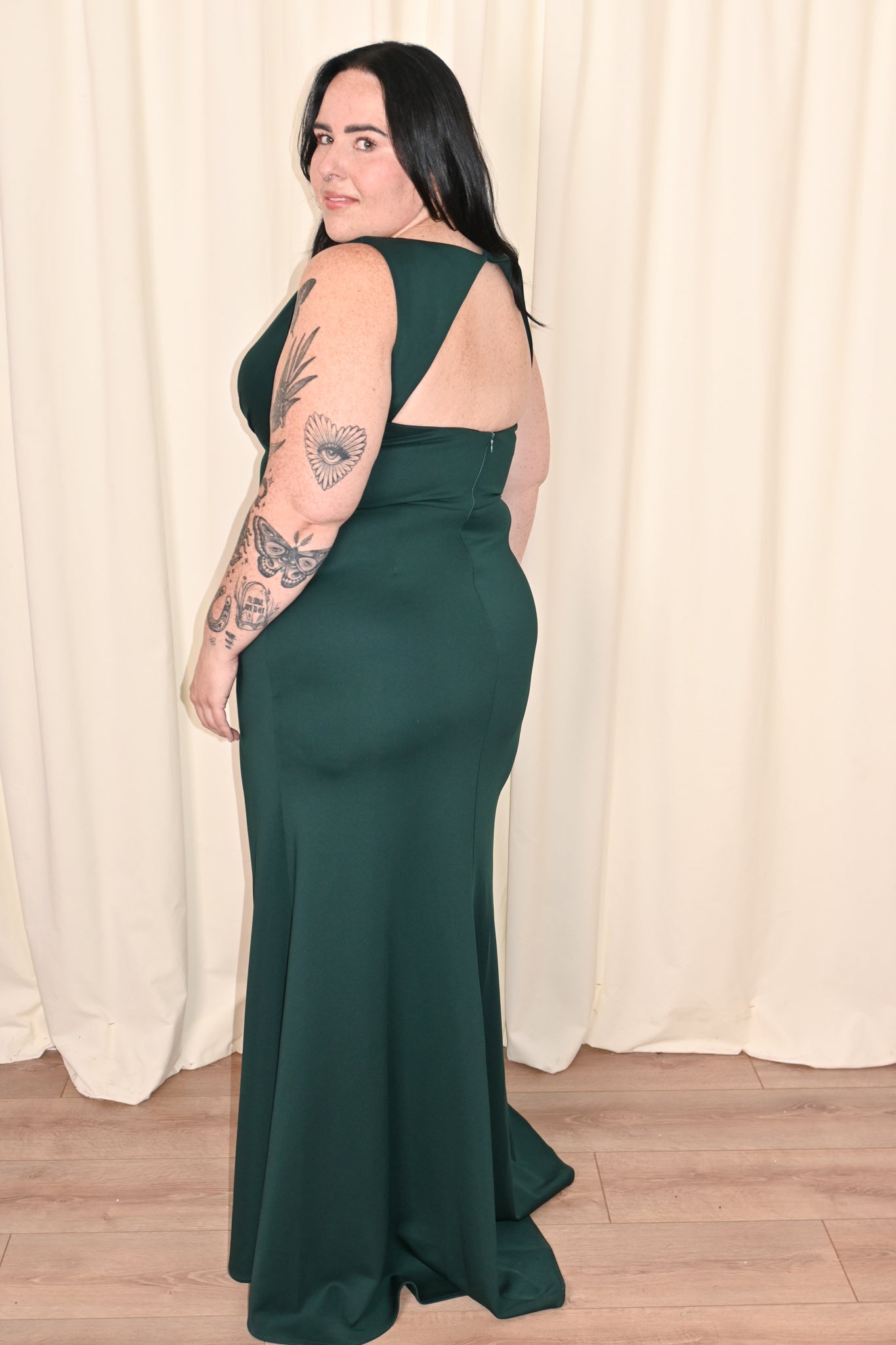Fitted Cutout Back Evening Gown (S-XXXL: 2 Colours)