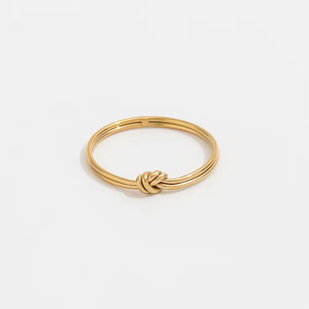 Knot Ring