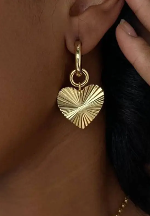 Heart earring gold plated hypoallergenic