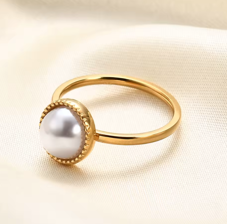 Raised Pearl Ring