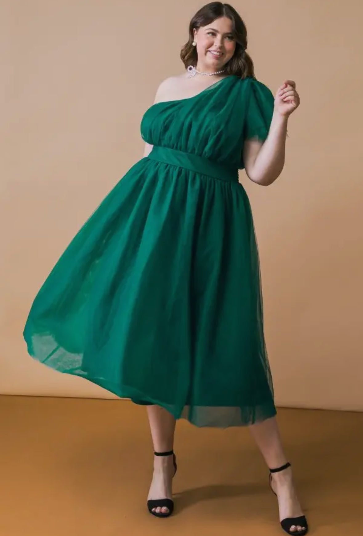 PLUS SIZE GREEN TULLE MIDI DRESS