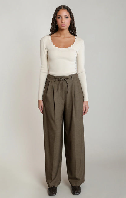 Pleated Trouser (XS-2X)