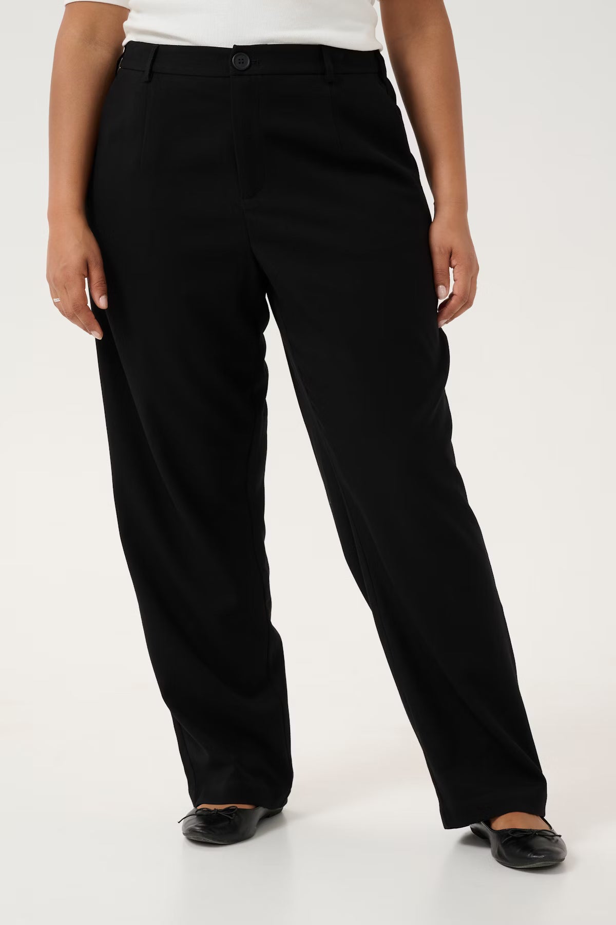 CURVE Merla Straight Leg Pant