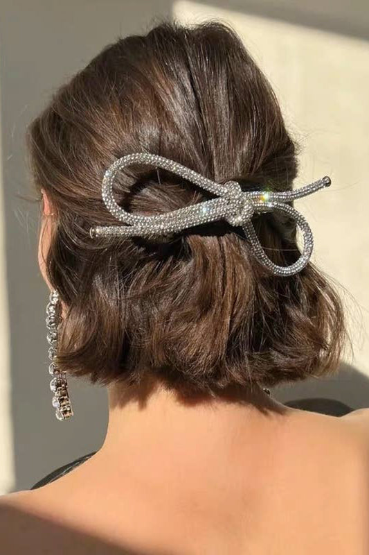 Rhinestone bow hair clip
Bridal hair accessories 
Bow trend winnipeg 
Plus size winnipeg 