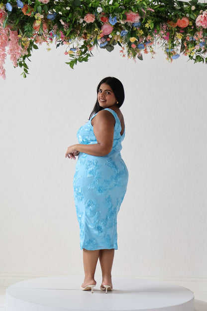 CURVE Embroidered Midi Dress