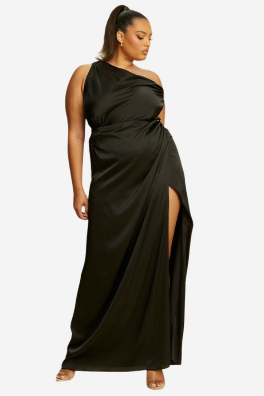 plus size evening dress, black dress, plus size bridesmaid dress, maxi dress, winnipeg manitoba canada