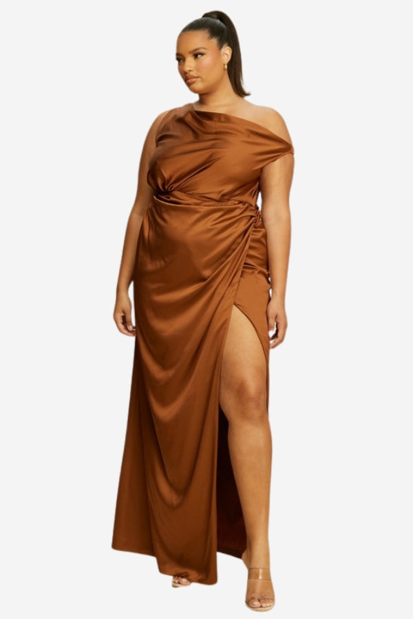 plus size evening dress, rust dress, copper dress, plus size bridesmaid dress, maxi dress, winnipeg manitoba canada