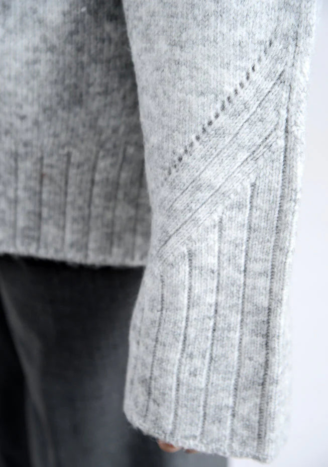Licharyen Mock Neck Sweater