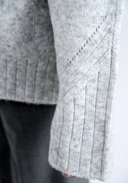 Licharyen Mock Neck Sweater