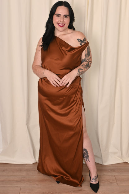 plus size evening dress, rust dress, copper dress, plus size bridesmaid dress, maxi dress, winnipeg manitoba canada