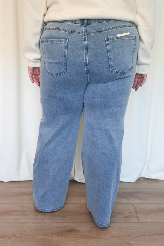 Jess Wide Leg Jeans