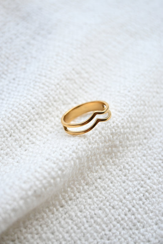 Wave Ring (7-11)