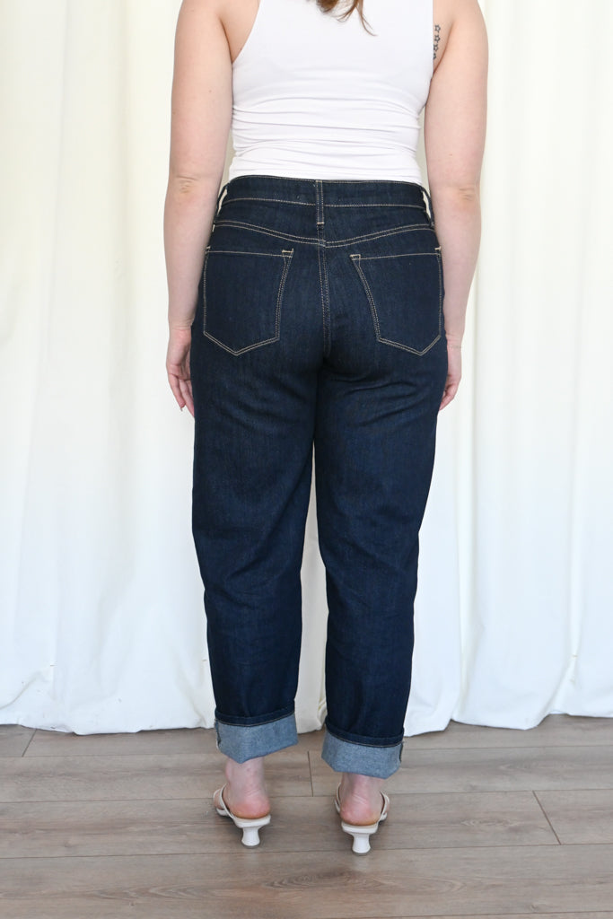 Bobby Slim Barrel Jean