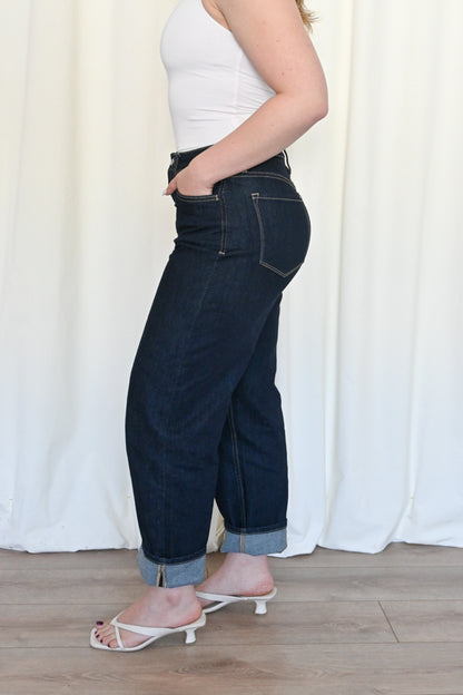Bobby Slim Barrel Jean