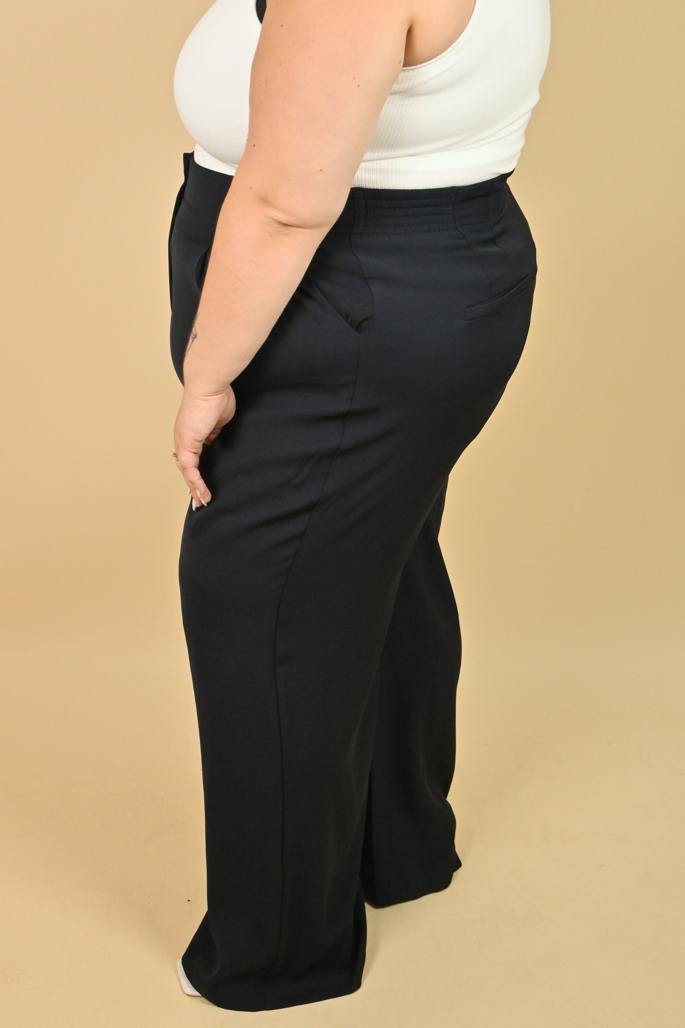 CURVE Wide Leg Dress Pant