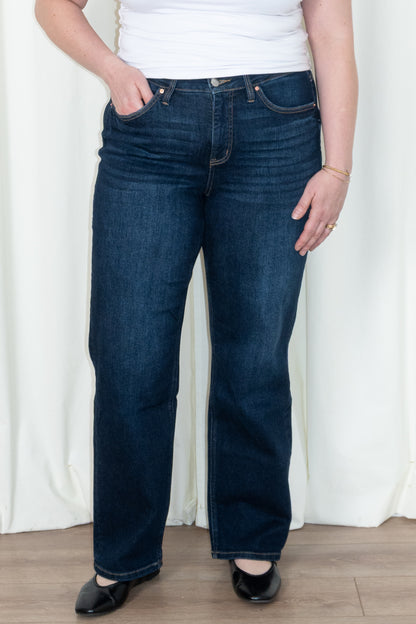 CURVE Hailey Straight Leg