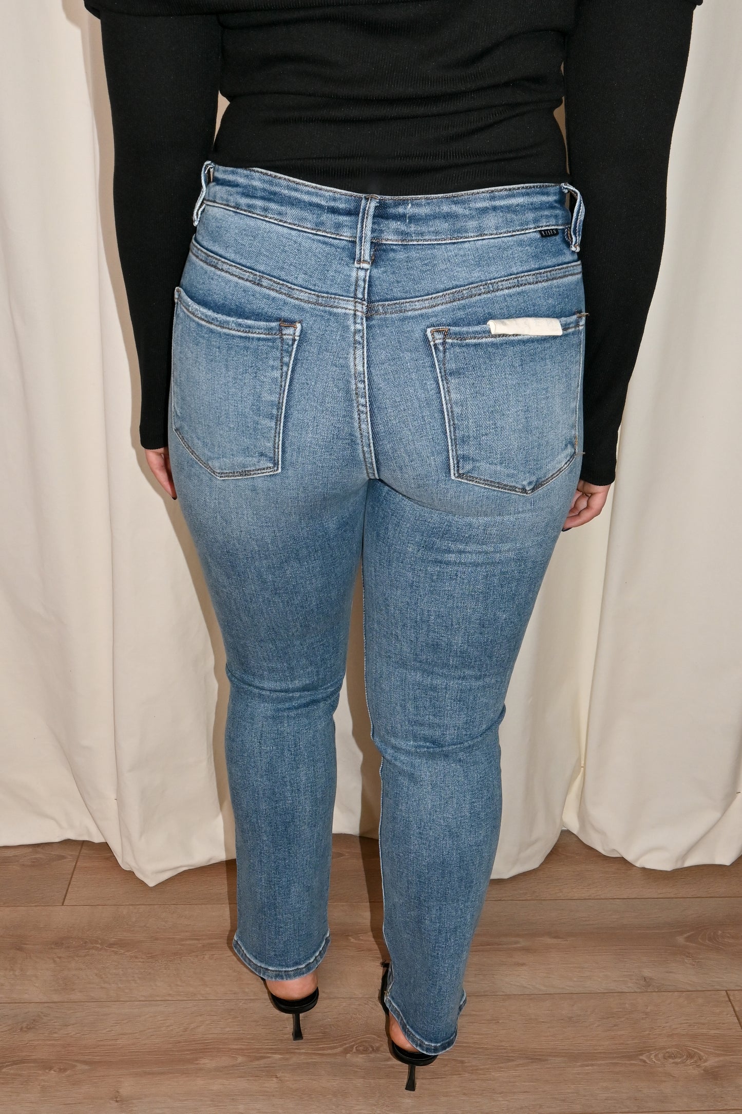 Kylie Slim Straight Jeans (0-3X)