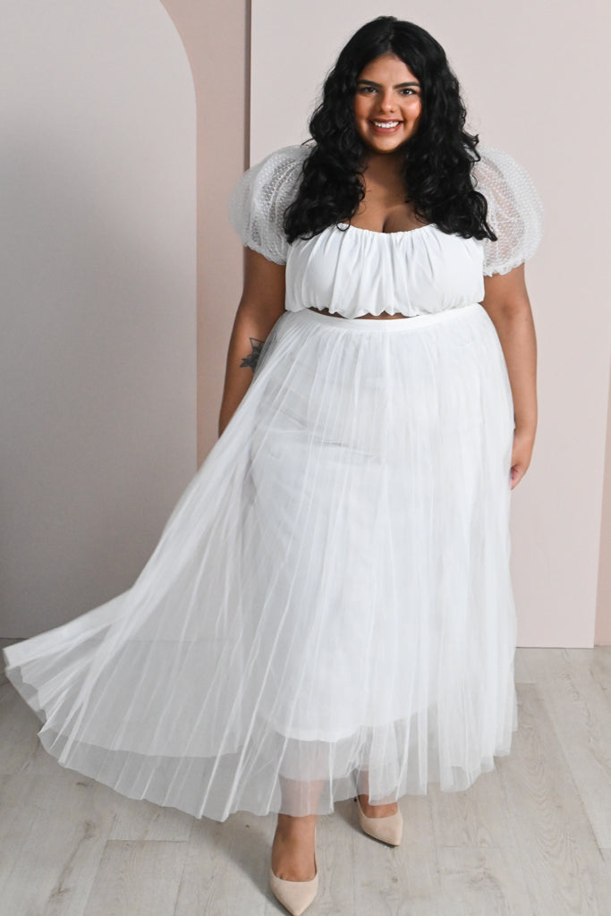 Plus size white dress, bridal shower dress, white dresses winnipeg 