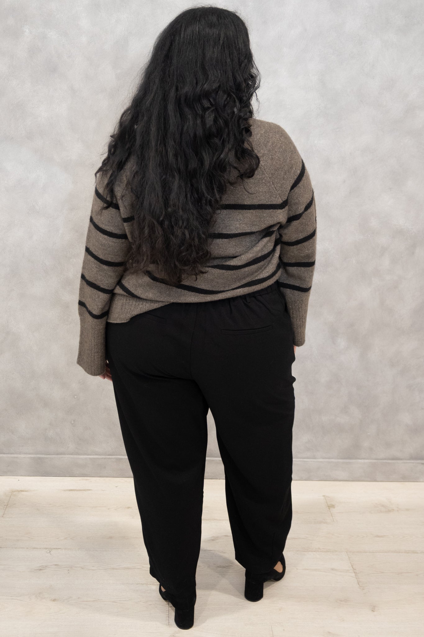 CURVE Cerina Sweater