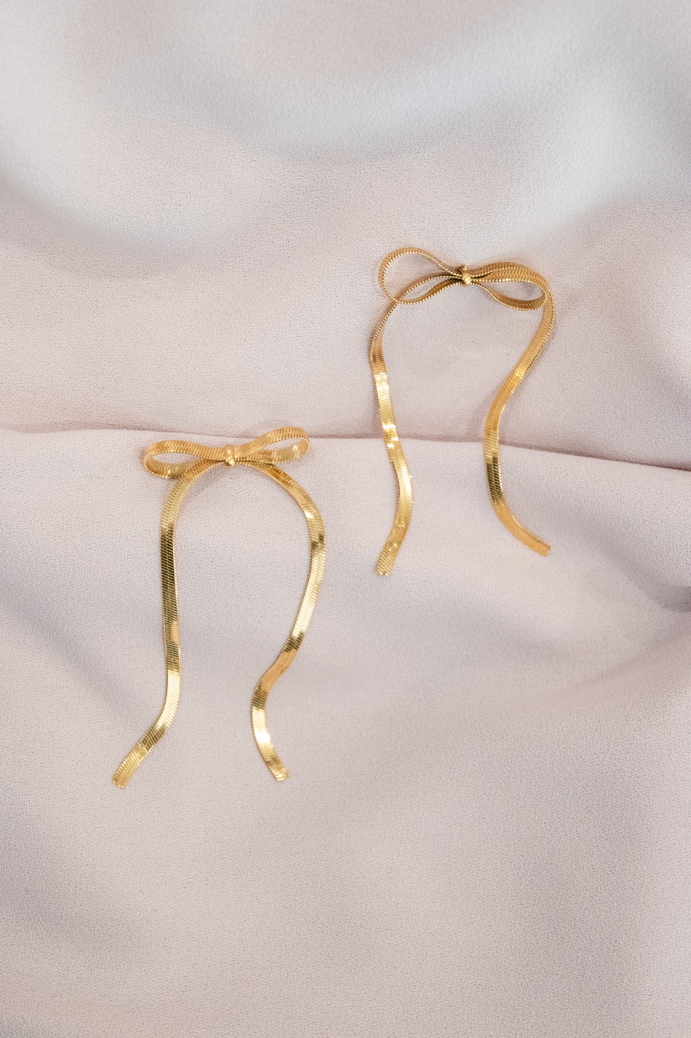 Bow Chain Earrings