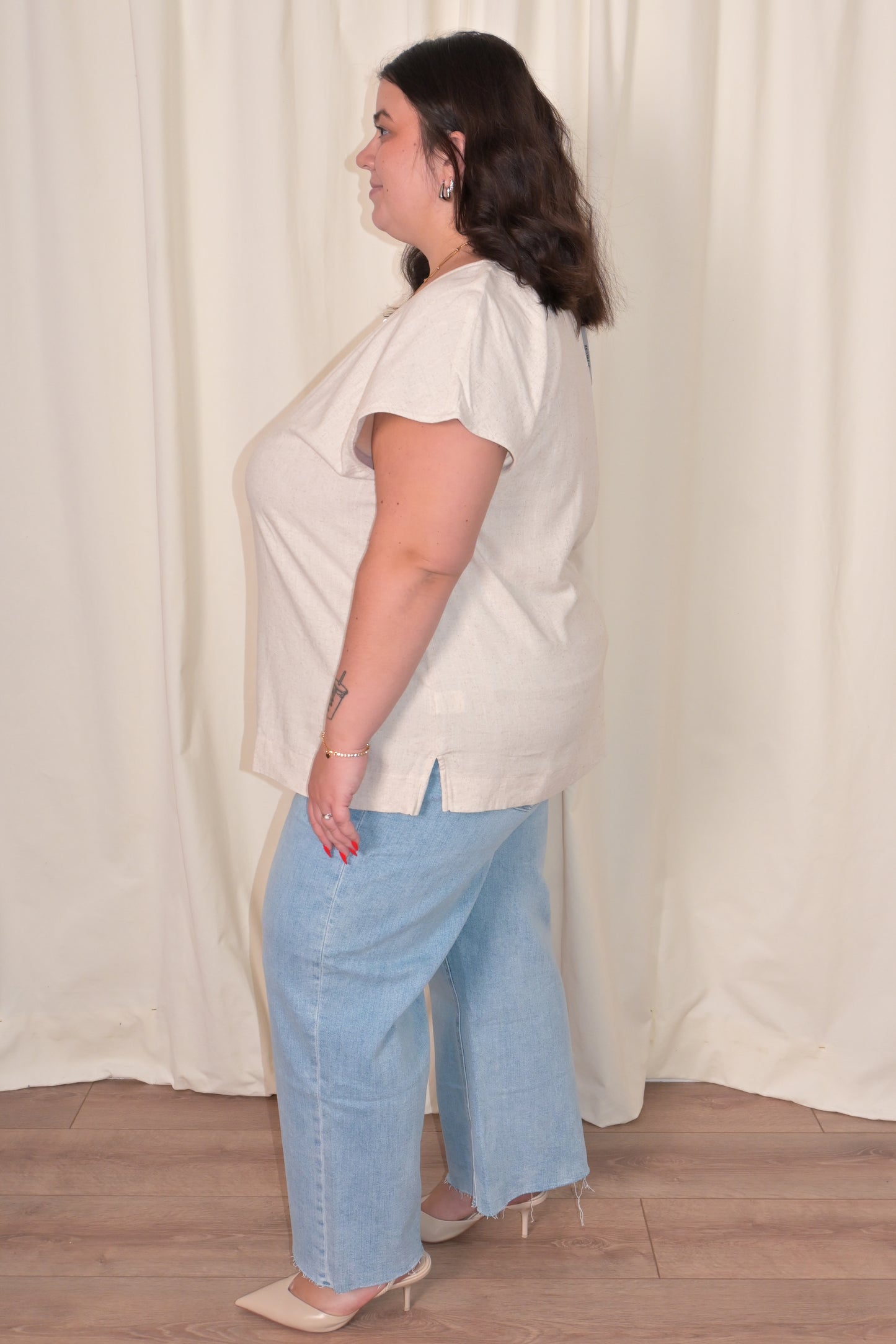 CURVE Linen Tee (2 colors)