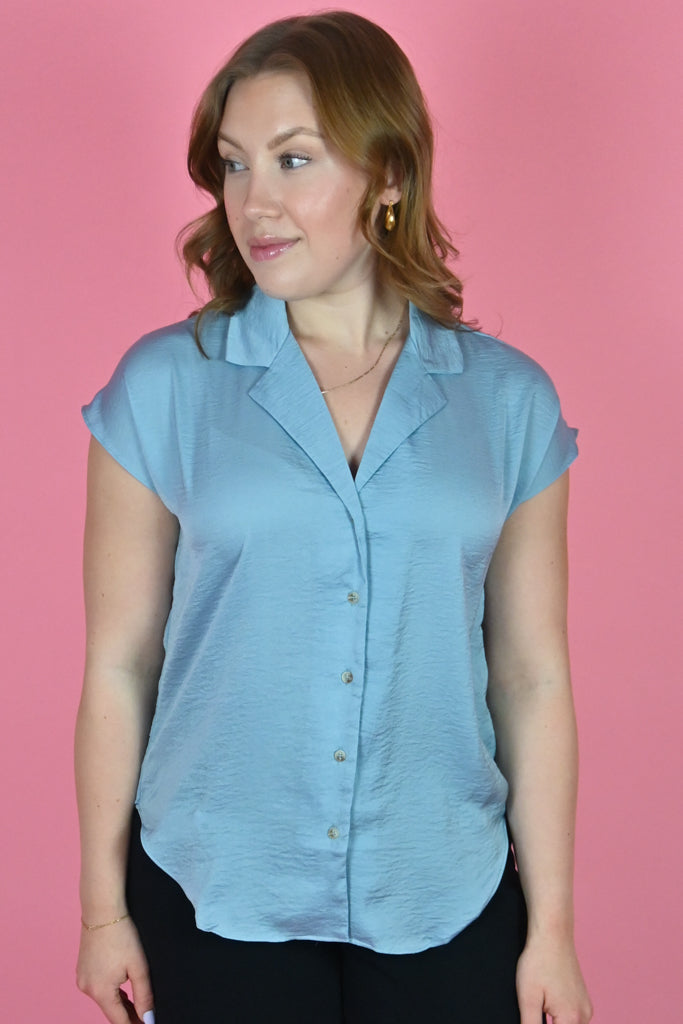 Casual blue button up top 