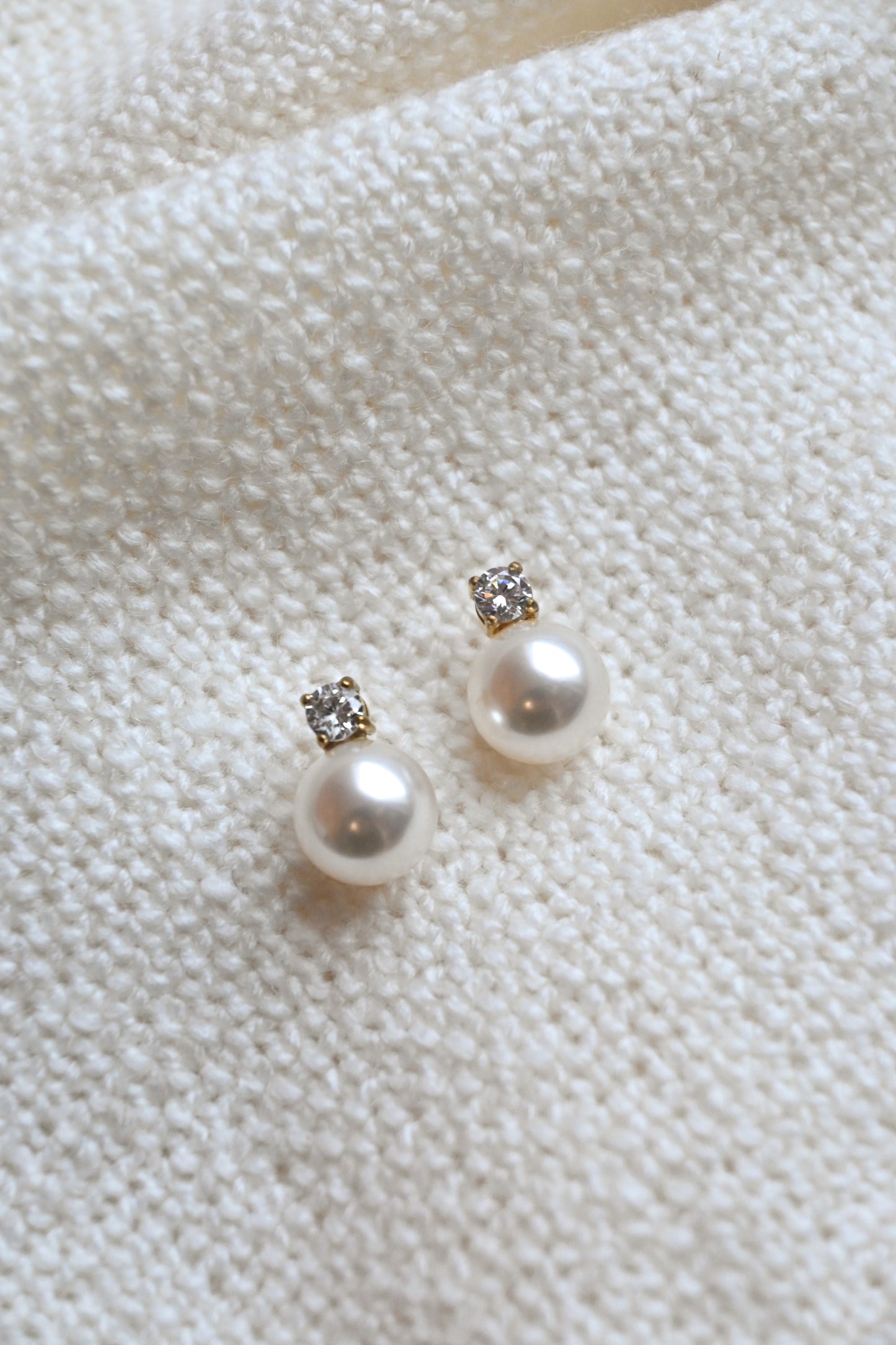 Pearl Stud Earring