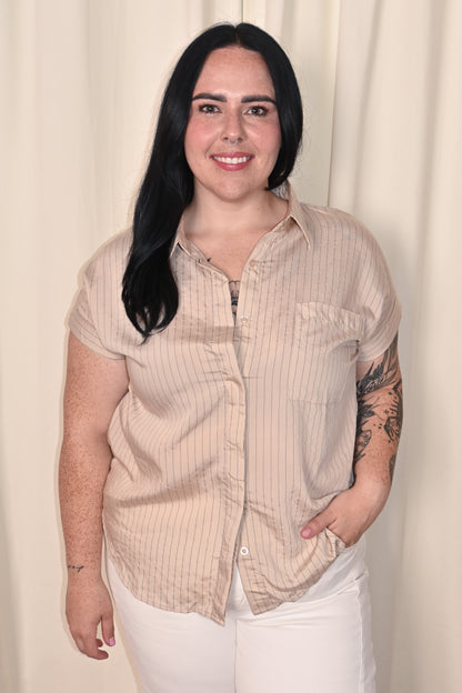 Striped Lightweight Button Up (S-XXXL)