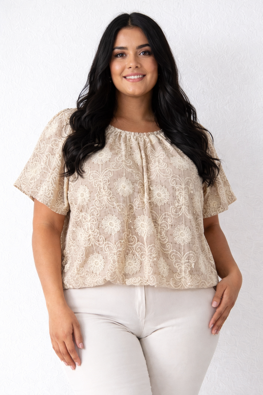 CURVE Embroidered Blouse