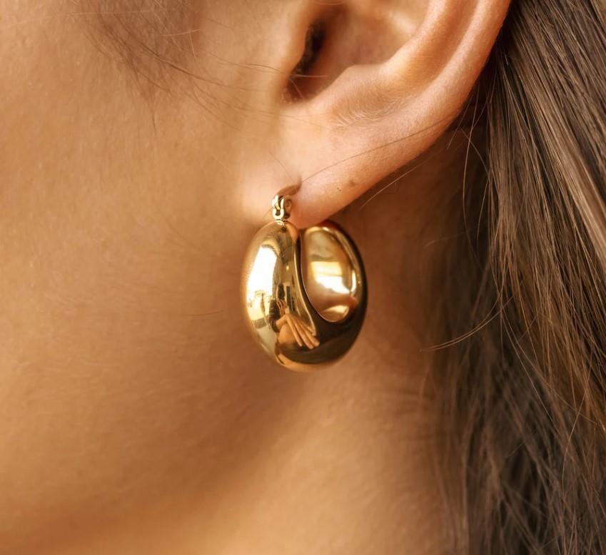 Hollow Chunky Hoop