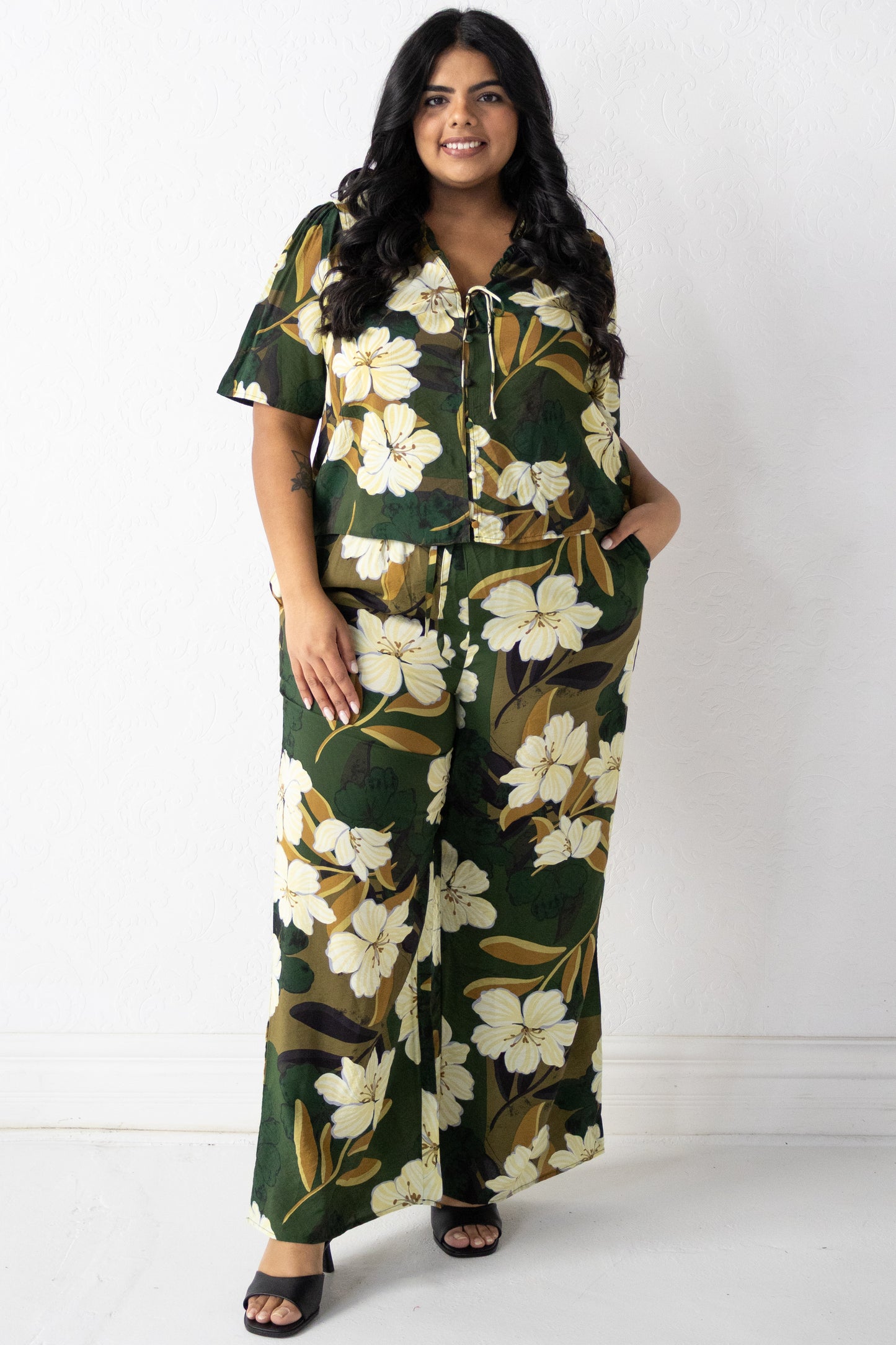 Leaf Print SS Blouse (XS-2X)