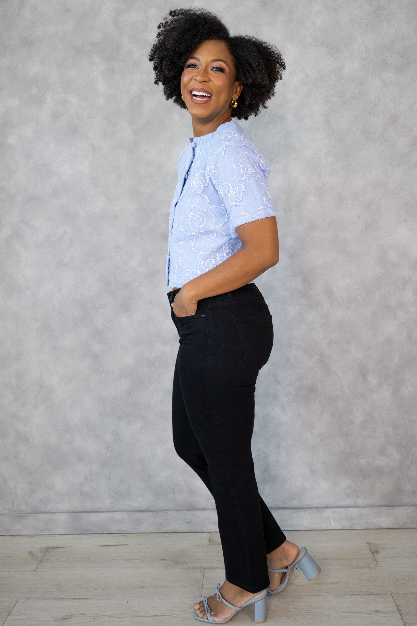 Floral Applique Short Sleeve Cardi