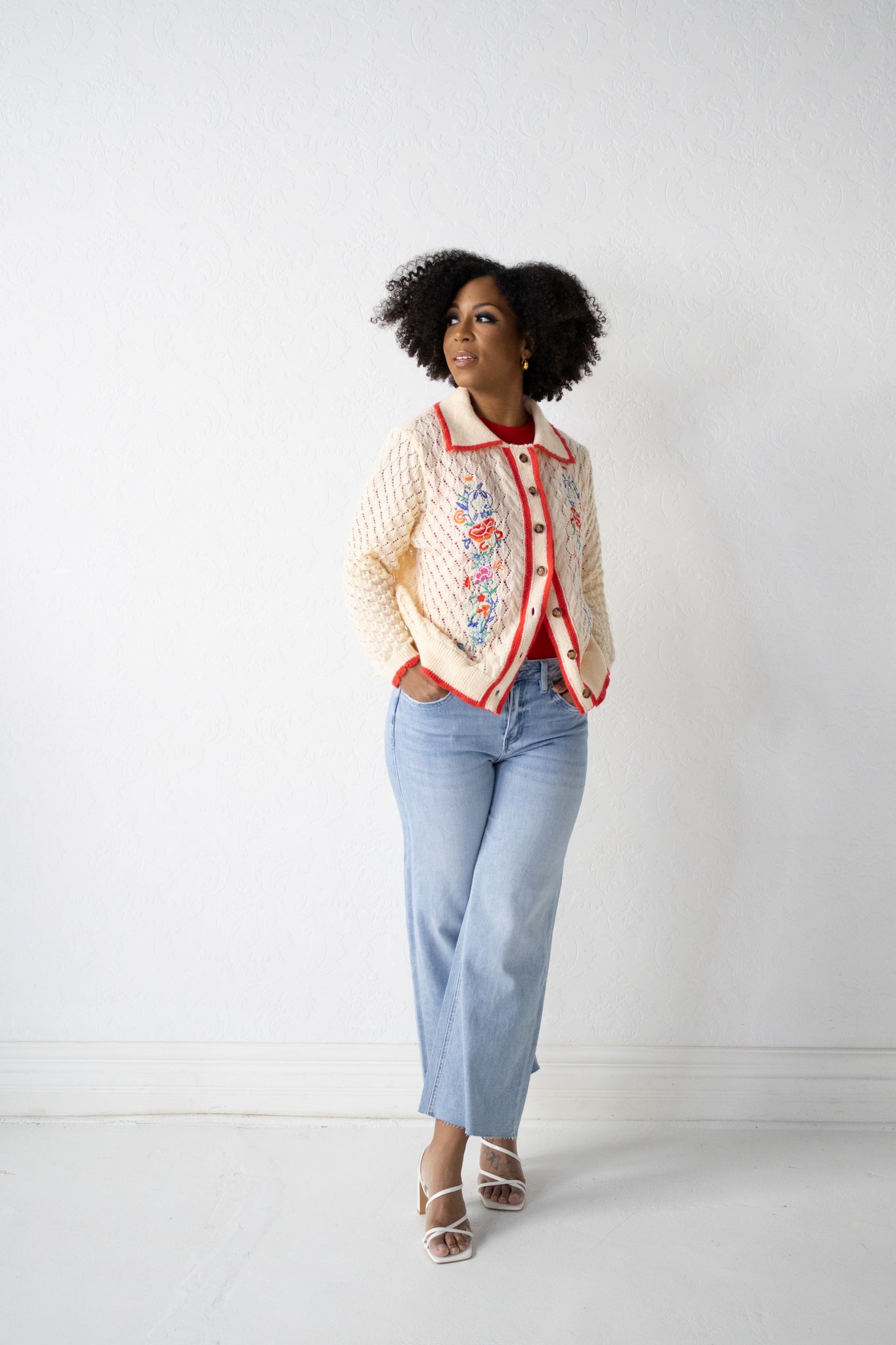 Embroidered Floral Cardigan (S-3X)