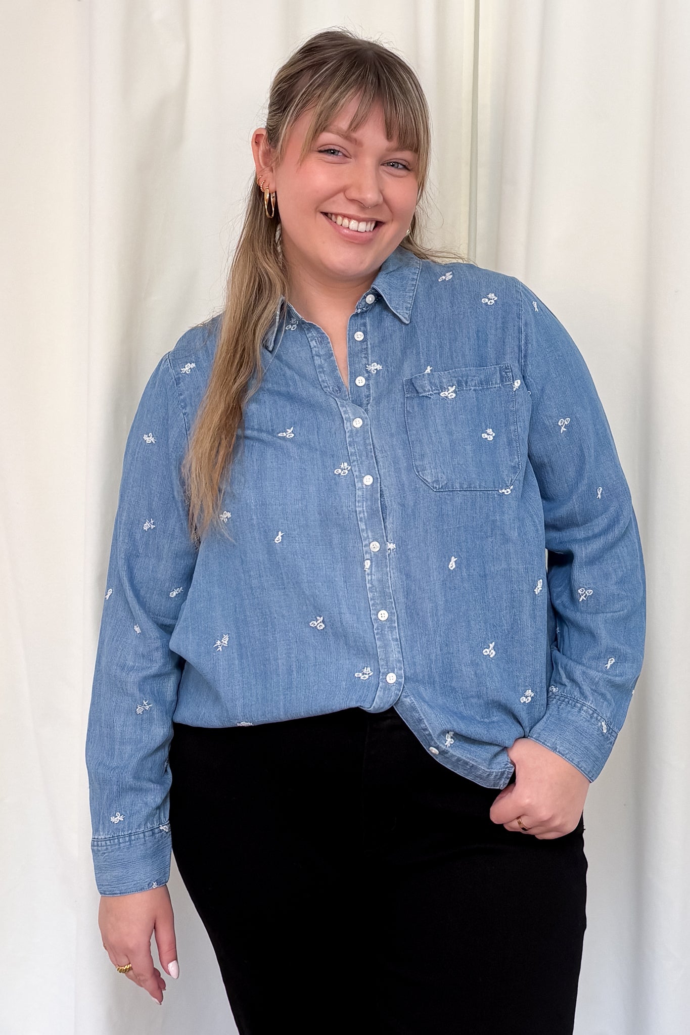 CURVE Embroidered Tencel Shirt