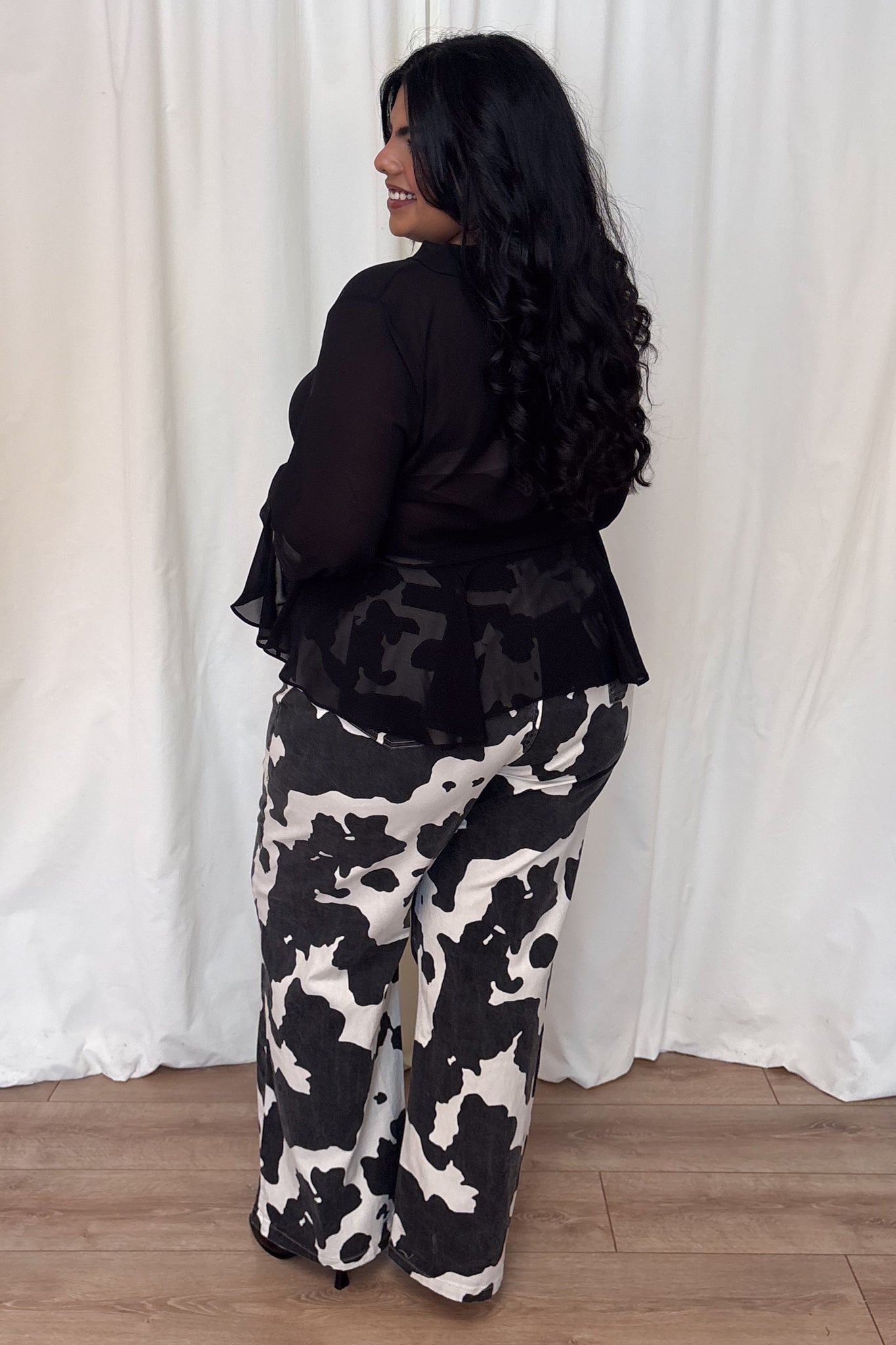 Cow Print Wide Leg Jeans (S-3X)