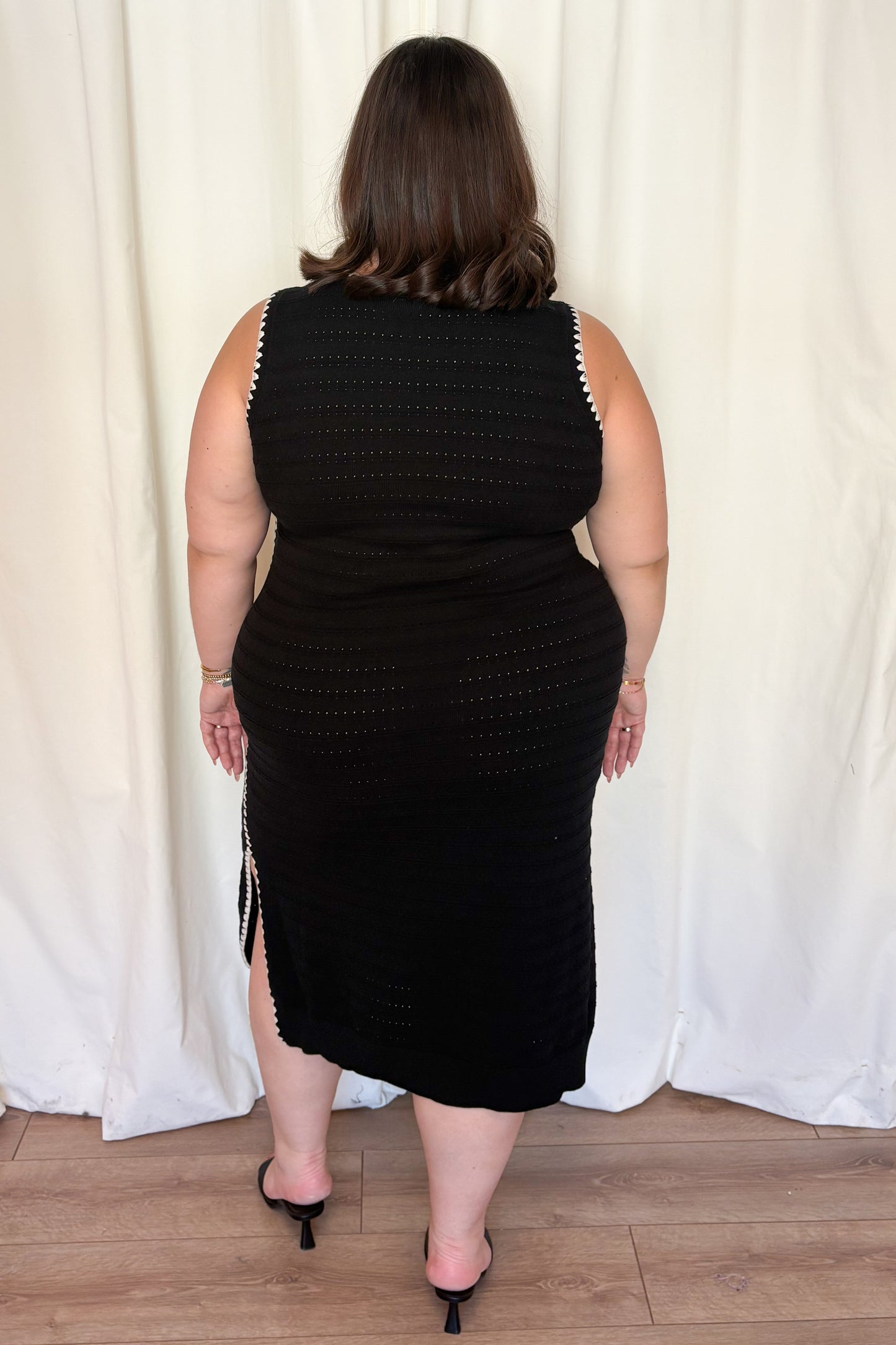 Contrast Trim Knit Midi Dress (S-XXL)