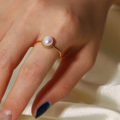 Raised Pearl Ring