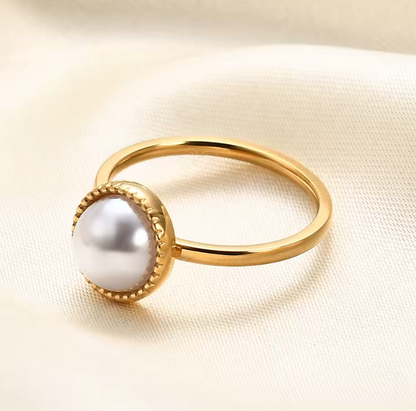 Raised Pearl Ring