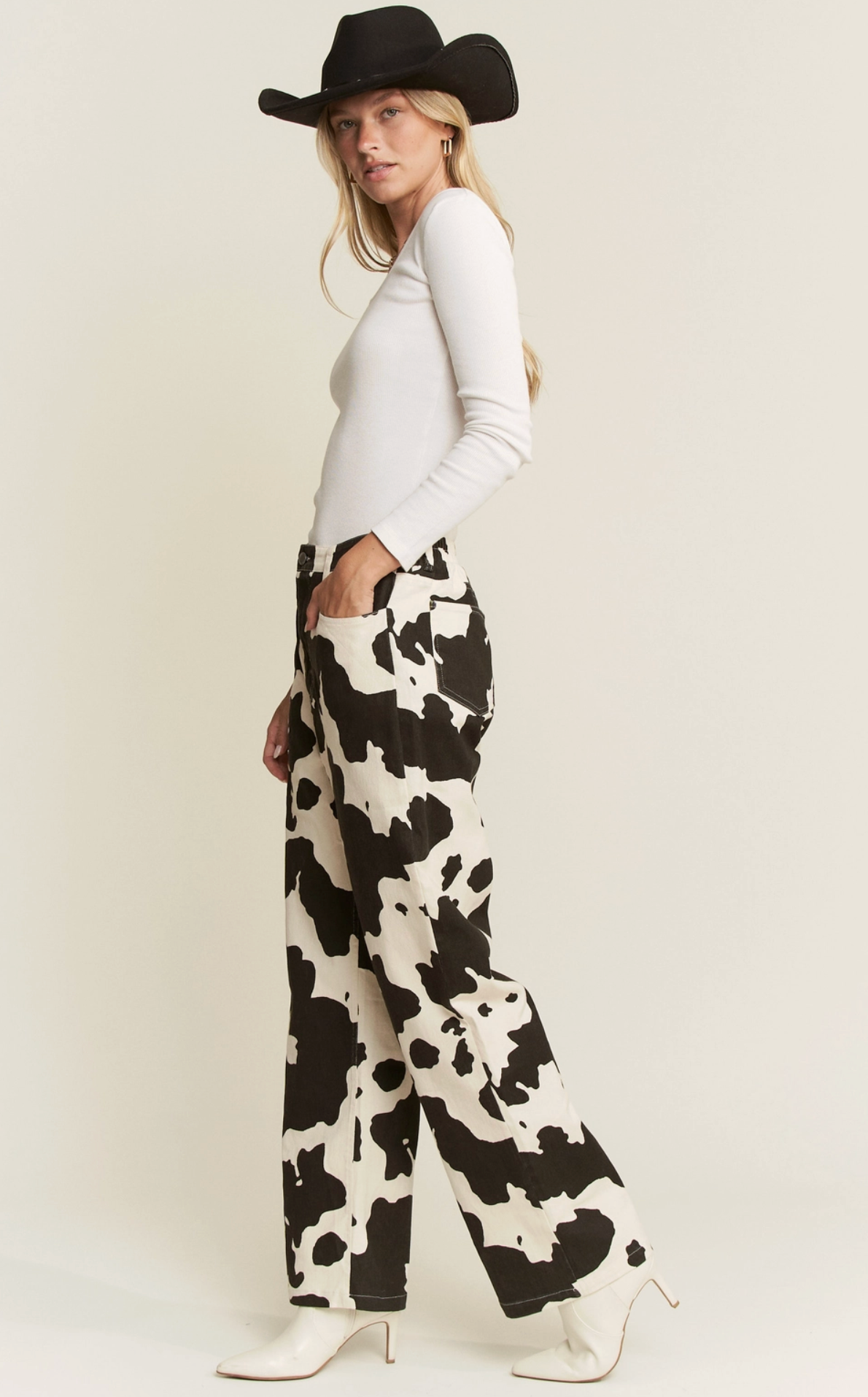 Cow Print Wide Leg Jeans (S-3X)