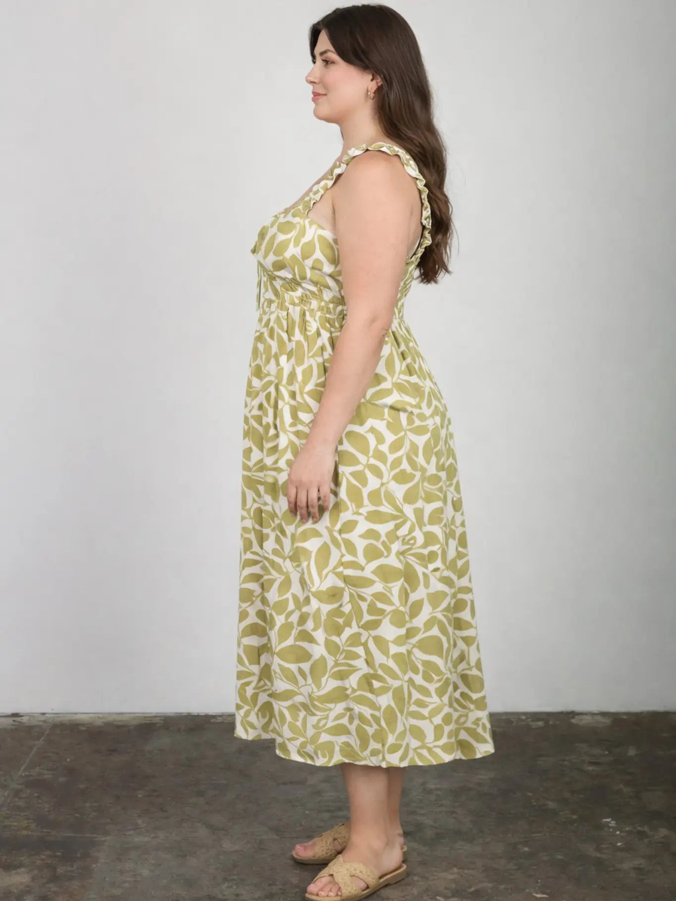 CURVE Leaf Print Midi Dress