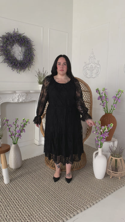 CURVE Amalie Lace Dress